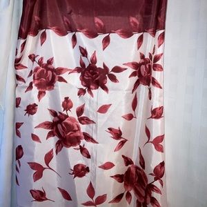 Fabric Rose Pattern Shower Curtain